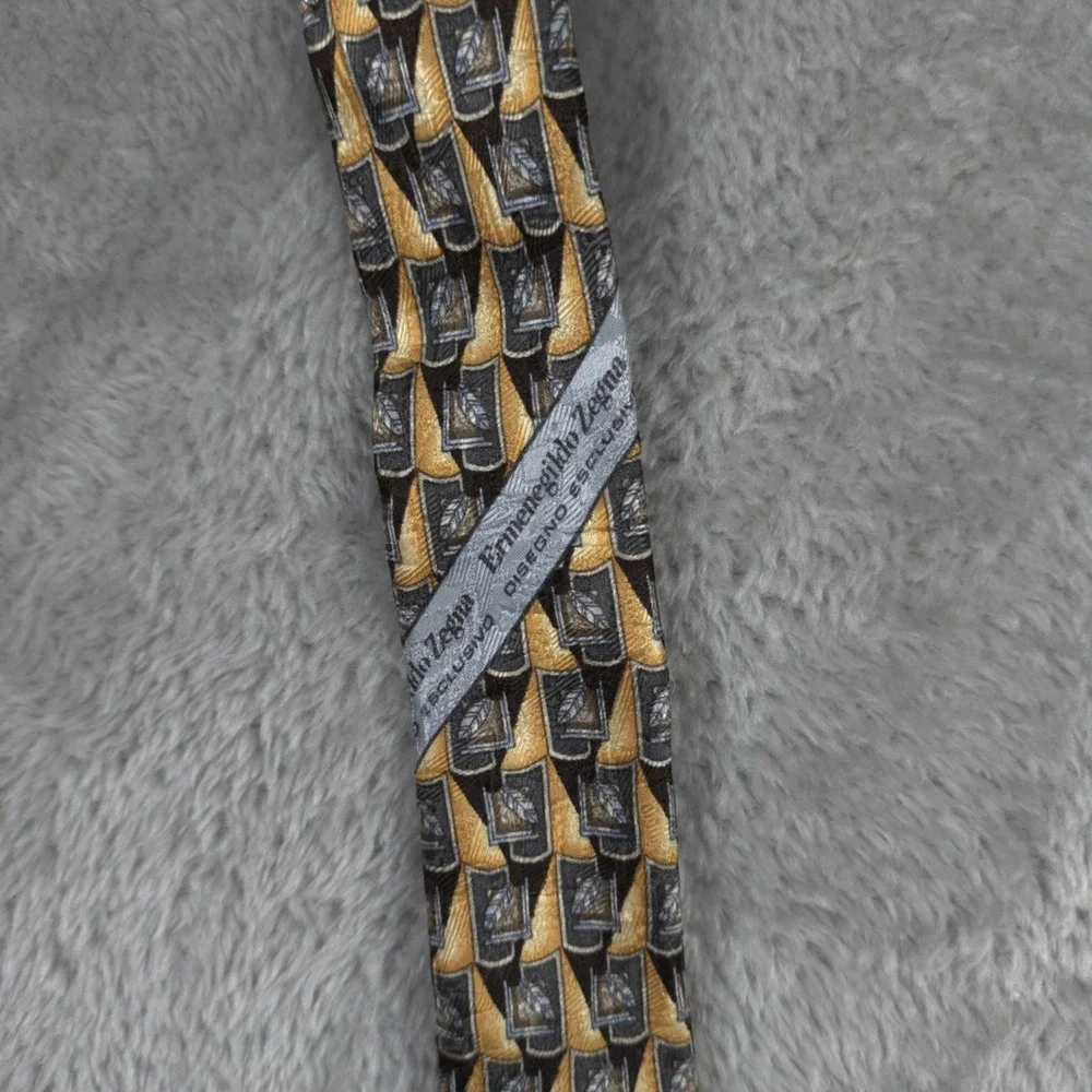 Vintage Ermenegildo Zegna Tie Mens 59X3.75 Yellow Geometric Silk Made In Italy